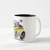 Vince Crain High Octane 1970 Dodge Challenger Zweifarbige Tasse (VorderseiteRechts)