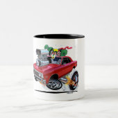 Vince Crains High Octane Art, 1967 Chevelle SS Zweifarbige Tasse (Mittel)