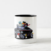 Vince Crains High Octane Art, 1969 Chevelle SS Zweifarbige Tasse (Mittel)