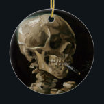 Vincent van Gogh Art Keramikornament<br><div class="desc">Vincent van Gogh (Niederländisch, 1853 - 1890) Schädel eines Skeletts mit brennender Zigarette, 1885-86, Öl auf Leinwand Ungerahmt: 32 cm × 24, 5 cm (13 in × 9, 6 in) Früharbeit von Vincent van Gogh. Dieses kleine Gemälde ist Teil der ständigen Sammlung des Van Gogh Museums in Amsterdam. Es wurde...</div>
