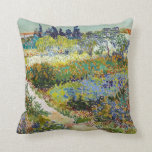 Vincent van Gogh Garden at Arles Kissen<br><div class="desc">Vincent van Gogh Garden at Arles</div>