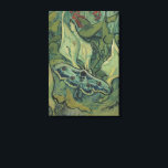 Vincent van Gogh - Great Peacock Moth Leinwanddruck<br><div class="desc">Die Große Pfauenmotte (1889) von Vincent van Gogh ist eine Vintage Kunst noch Leben Post-Impressionismus Naturmalerei. Ein Insekt, die Kaisermotte, in einem Frühjahrsgarten mit Calla Lily Blume und anderen Pflanze. Van Gogh nannte es eine "Totenkopfmotte" und malte einen Schädel auf der Rückseite seines Körpers. Über den Künstler: Vincent Willem van...</div>