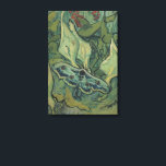 Vincent van Gogh - Great Peacock Moth Leinwanddruck<br><div class="desc">Die Große Pfauenmotte (1889) von Vincent van Gogh ist eine Vintage Kunst noch Leben Post-Impressionismus Naturmalerei. Ein Insekt, die Kaisermotte, in einem Frühjahrsgarten mit Calla Lily Blume und anderen Pflanze. Van Gogh nannte es eine "Totenkopfmotte" und malte einen Schädel auf der Rückseite seines Körpers. Über den Künstler: Vincent Willem van...</div>