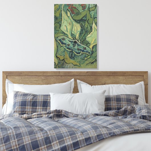 Vincent van Gogh - Great Peacock Moth Leinwanddruck (Insitu (Schlafzimmer))