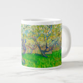 Vincent van Gogh Orchard in Blossom Jumbo-Tasse (Vorderseite Rechts)