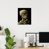 Vincent van Gogh - Skull mit brennender Zigarette Poster (Heimbüro)