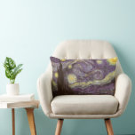 Vincent van Gogh - Starry Night Lendenkissen<br><div class="desc">Die Starry Night (1889) von Vincent van Gogh ist ein Vintager Post-Impressionismus der Kunstlandschaft Landschaftsmalerei. Der Blick auf eine Stadt in einem Tal bei Nacht mit den Wolken, den Sternen und einem schönen goldgelben Halbmond. Es wurde im Laufe des Tages aus der Erinnerung gemalt und ist van Goghs bekanntestes Gemälde....</div>