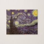 Vincent van Gogh - Starry Night Puzzle<br><div class="desc">Die Starry Night (1889) von Vincent van Gogh ist ein Vintager Post-Impressionismus der Kunstlandschaft Landschaftsmalerei. Der Blick auf eine Stadt in einem Tal bei Nacht mit den Wolken, den Sternen und einem schönen goldgelben Halbmond. Es wurde im Laufe des Tages aus der Erinnerung gemalt und ist van Goghs bekanntestes Gemälde....</div>