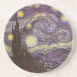 Vincent van Gogh - Starry Night Untersetzer<br><div class="desc">Die Starry Night (1889) von Vincent van Gogh ist ein Vintager Post-Impressionismus der Kunstlandschaft Landschaftsmalerei. Der Blick auf eine Stadt in einem Tal bei Nacht mit den Wolken, den Sternen und einem schönen goldgelben Halbmond. Es wurde im Laufe des Tages aus der Erinnerung gemalt und ist van Goghs bekanntestes Gemälde....</div>