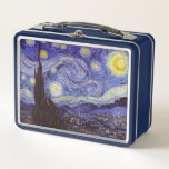 Vincent Van Gogh Starry Night Vintag Kunstkunst Metall Lunch Box<br><div class="desc">Vincent van Gogh Starry Night Fine Art Painting Starry Night ist ein Gemälde des niederländischen post-impressionistischen Künstlers Vincent van Gogh. Der blaue Nachthimmel ist voll von wirbelnden Wolken, Sternen und einem hellen Halbmond. Die Sternennacht ist die einzige Nacht in der Serie von Ausblicken aus seinem Schlafzimmerfenster. Bewegung: Post-Impressionismus. Schöne, kunstvoll...</div>