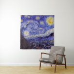 Vincent Van Gogh Starry Night Vintag Kunstkunst Wandteppich<br><div class="desc">Vincent van Gogh Starry Night Fine Art Painting Starry Night ist ein Gemälde des niederländischen post-impressionistischen Künstlers Vincent van Gogh. Der blaue Nachthimmel ist voll von wirbelnden Wolken, Sternen und einem hellen Halbmond. Die Sternennacht ist die einzige Nacht in der Serie von Ausblicken aus seinem Schlafzimmerfenster. Bewegung: Post-Impressionismus. Schöne, kunstvoll...</div>