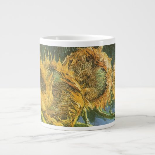 Vincent van Gogh - Stillleben: Vier Schnittblumen Jumbo-Tasse (Vorderseite)