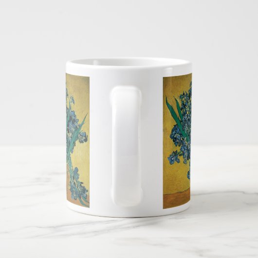 Vincent van Gogh - Vase w Irises Yellow Background Jumbo-Tasse (Rückseite)