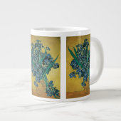 Vincent van Gogh - Vase w Irises Yellow Background Jumbo-Tasse (Vorderseite Rechts)