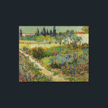 Vincent Van Gogh Vintag Garden at Arles Leinwanddruck<br><div class="desc">Ein bezaubernder Ausdruck von "Garten bei Arles", ein Öl auf Leinwand, das 1888 von Vincent van Gogh entworfen wurde. Vincent van Gogh (1853 - 1890) war ein niederländischer postimpressionistischer Maler, der in etwas mehr als einem Jahrzehnt etwa 2.100 Gemälde schuf, darunter etwa 860 Ölgemälde, von denen die meisten in den...</div>
