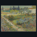 Vincent Van Gogh Vintag Garden at Arles Seidenpapier<br><div class="desc">Ein bezaubernder Ausdruck von "Garden at Arles", ein Öl auf Leinwand Malerei, das 1888 von Vincent van Gogh erschaffen wurde. Vincent van Gogh (1853 - 1890) war ein niederländischer postimpressionistischer Maler, der in etwas mehr als einem Jahrzehnt ungefähr 2.100 Gemälde schuf, darunter etwa 860 Ölgemälde, von denen die meisten in...</div>