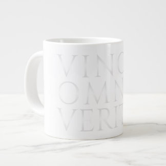 VINCIT OMNIA VERITAS - Leichte Tasse des Riesenkaf