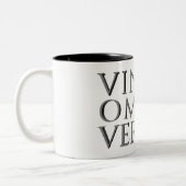 VINCIT OMNIA VERITAS - Leichte Zwei-Tonen-Kaffee-T Zweifarbige Tasse (Links)