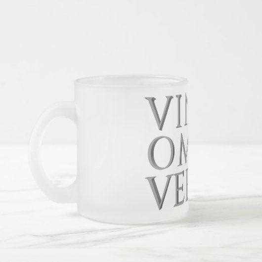 VINCIT OMNIA VERITAS - Leichter Mattierter Glass-K Mattglastasse (Links)