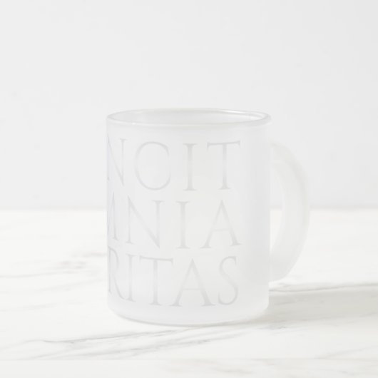 VINCIT OMNIA VERITAS - Leichter Mattierter Glass-K Mattglastasse (VorderseiteRechts)