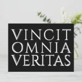 VINCIT OMNIA VERITAS - Licht (Stehend Vorderseite)