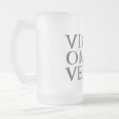 VINCIT OMNIA VERITAS - Mattiertes Leichtgläser MU Mattglas Bierglas (Links)