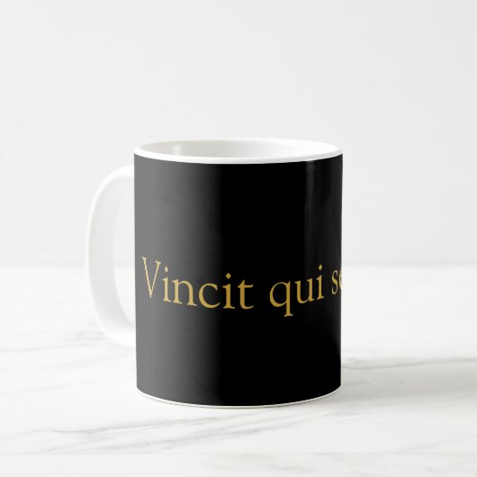Vincit Tasse Vincit qui Se (Vorderseite Links)