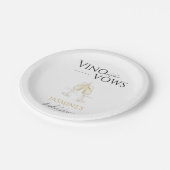 Vino vor Vows Weißes Brautparty Pappteller (Schrägansicht)