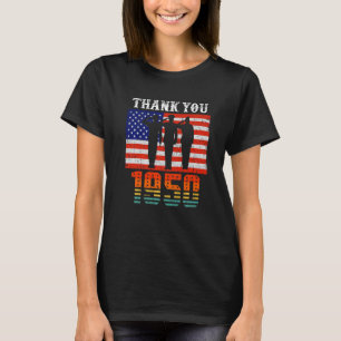 Vintag 1950 72 Jahre alte Flagge Amerikanisch 72.  T-Shirt