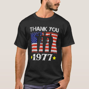 Vintag 1977 45 Jahre alte Flagge Amerikanisch 45. T-Shirt