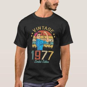 Vintag 1977 Gebildet 1977 45. Geburtstagsfrauen 45 T-Shirt