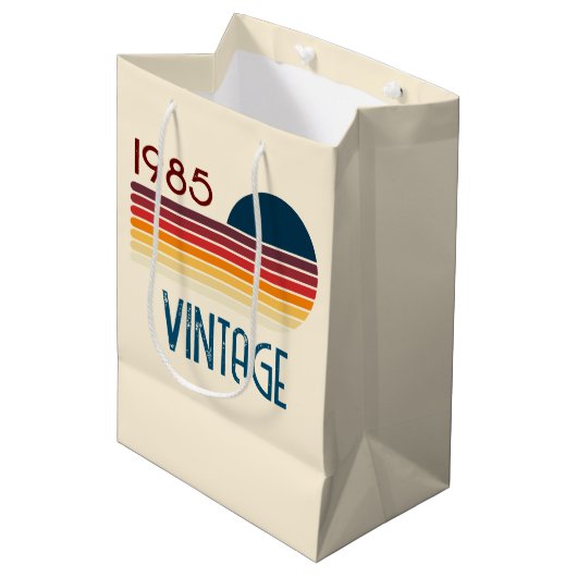 Vintag 1985 Retro Stripe Sun Mittlere Geschenktüte (Vorderseite Schrägansicht)