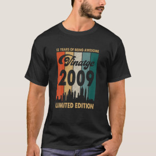 Vintag 2009 13. Geburtstag Retro 13 Jahre Sein T-Shirt