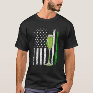 Vintag American Flag Wine St Patricks Day Men Wo T-Shirt