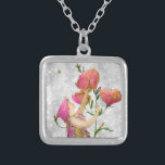 *~* Vintag AP40 Blume Rosa Färbersilber Versilberte Kette<br><div class="desc">FAIRY BLUME SQUARE NECKLACE (Suchen Sie die AP40 nach ähnlichen Designs für verschiedene Produkte - Silver Blume Moon Star Vintag FAIRY - SQUARE NECKLACE. * Energetisch Enhanced Romantic Vintag Retro Antique Glitzer und winzige PINK BLUME und ein wenig FAIRY unter den süß rosa Blume wie Glocken sind auf einem Imitat...</div>