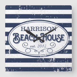 Vintag Beach House Personalisiert Navy und White Quadratische Wanduhr