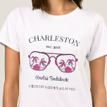 Vintag Beach Junggeselinnen-Abschied Girls Trip Cu T-Shirt<br><div class="desc">Lassen Sie sich mit diesem atemberaubenden Junggeselinnen-Abschied am Strand, personalisierten T - Shirt, von Ihrem bevorstehenden Junggeselinnen-Abschied verwöhnen. Ob Sie einen Badeurlaub, einen Mädchenurlaub oder einen Junggeselinnen-Abschied der besten Freunde verbringen möchten, diese T - Shirt sind die perfekte Ergänzung zu Ihrem unvergesslichen Aufenthalt. Fügen Sie Ihrem Junggeselinnen-Abschied eine persönliche Touch...</div>