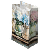 Vintag Blossom Hydrangea Mason Jars Kleine Geschenktüte (Rückseite Schrägansicht)