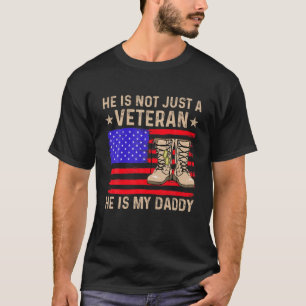 Vintag Daddy Veteran USA Flag Veterans Day Father T-Shirt