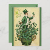 Vintag Das Tragen von Grün und Kleeblättern Postkarte (Vorne/Hinten)