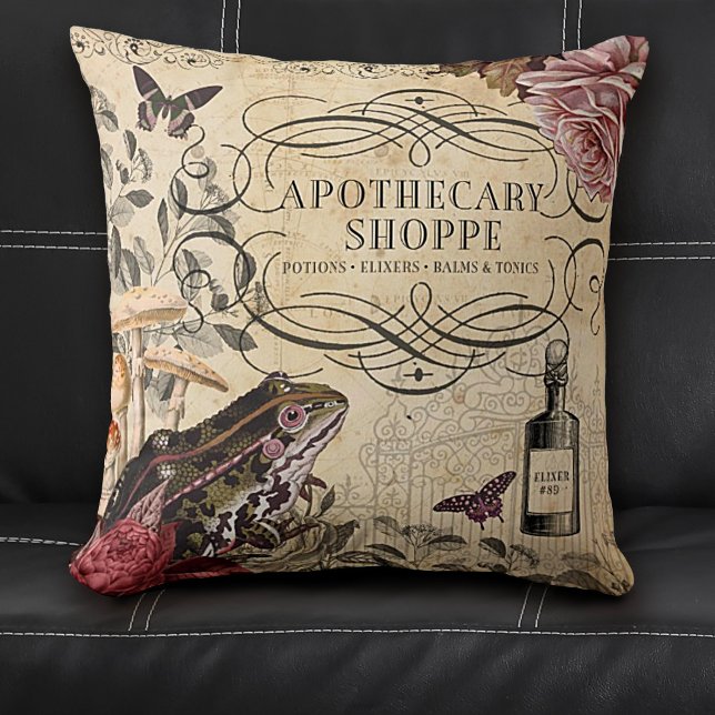 Vintag Decoupage Collage Apothecary Kissen (Halloween apothecary vintage decoupage pillow.)