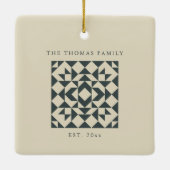 Vintag geometrischer Quilt Personalisierter Famili Keramikornament (Rückseite)