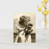 Vintag Girl Kisses Puppy Karte (Gelbe Blume)