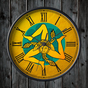 Vintag Golden Triskelion & Triple Spiralwelle Runde Wanduhr