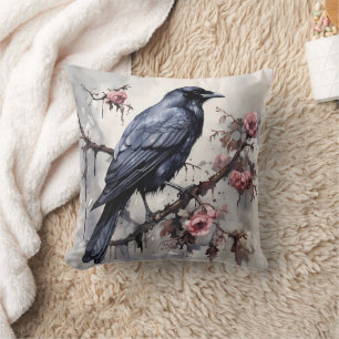 Vintag Goth Raven in einer Rose Bush Gray Kissen