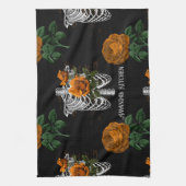 Vintag Gothic Floral Personalisiert Geschirrtuch (Vertikal)