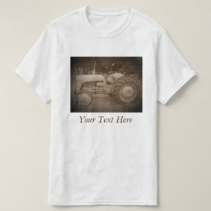 Vintag Graue Masseeisengittertraktor Foto sepia T-Shirt