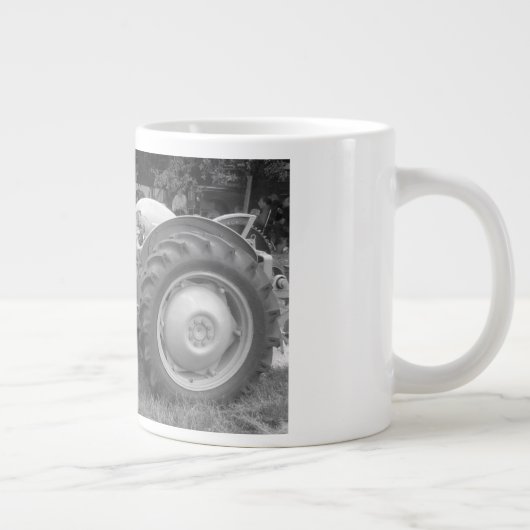 Vintag-Grauschnecke Jumbo-Tasse (Rechts)