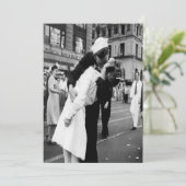 Vintag Kissing Couple.Hug Kiss Einladung (Stehend Vorderseite)