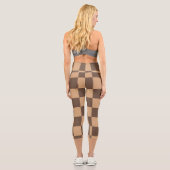 Vintag kontrolliert in Warm Browns Capri Leggings (Rückseite)